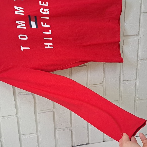 Tommy Hilfiger Sport Long Top. Sze Small NWT - Picture 3 of 7
